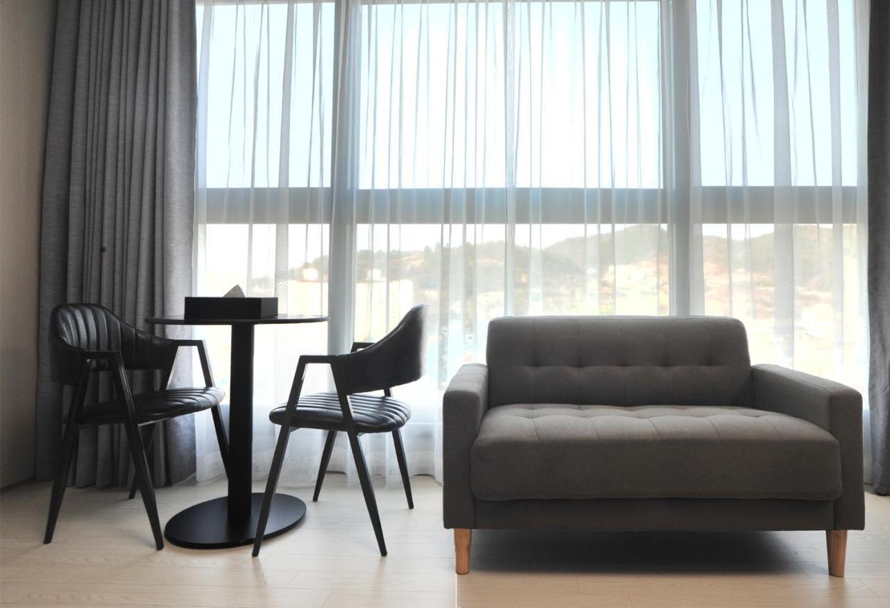 Coopstay Yeosu Hotel Kültér fotó