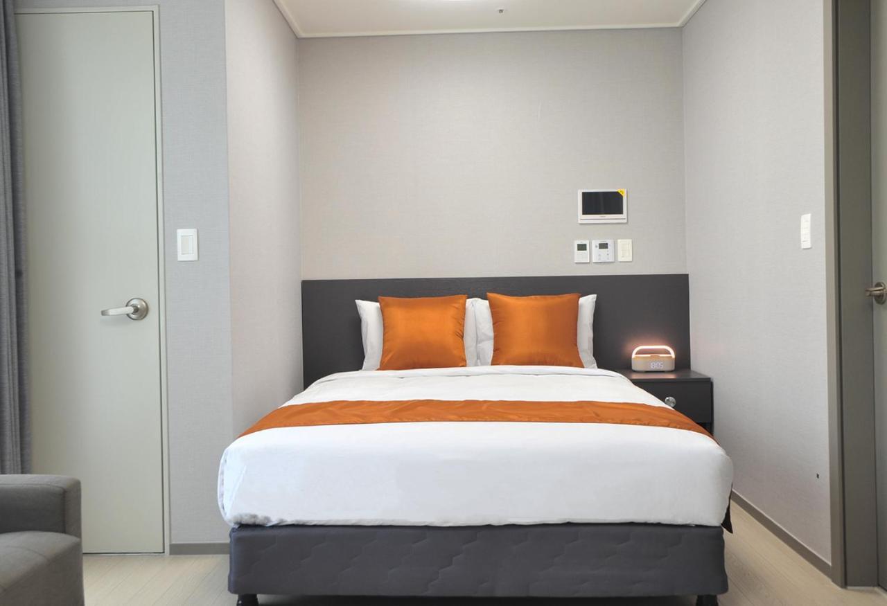 Coopstay Yeosu Hotel Kültér fotó