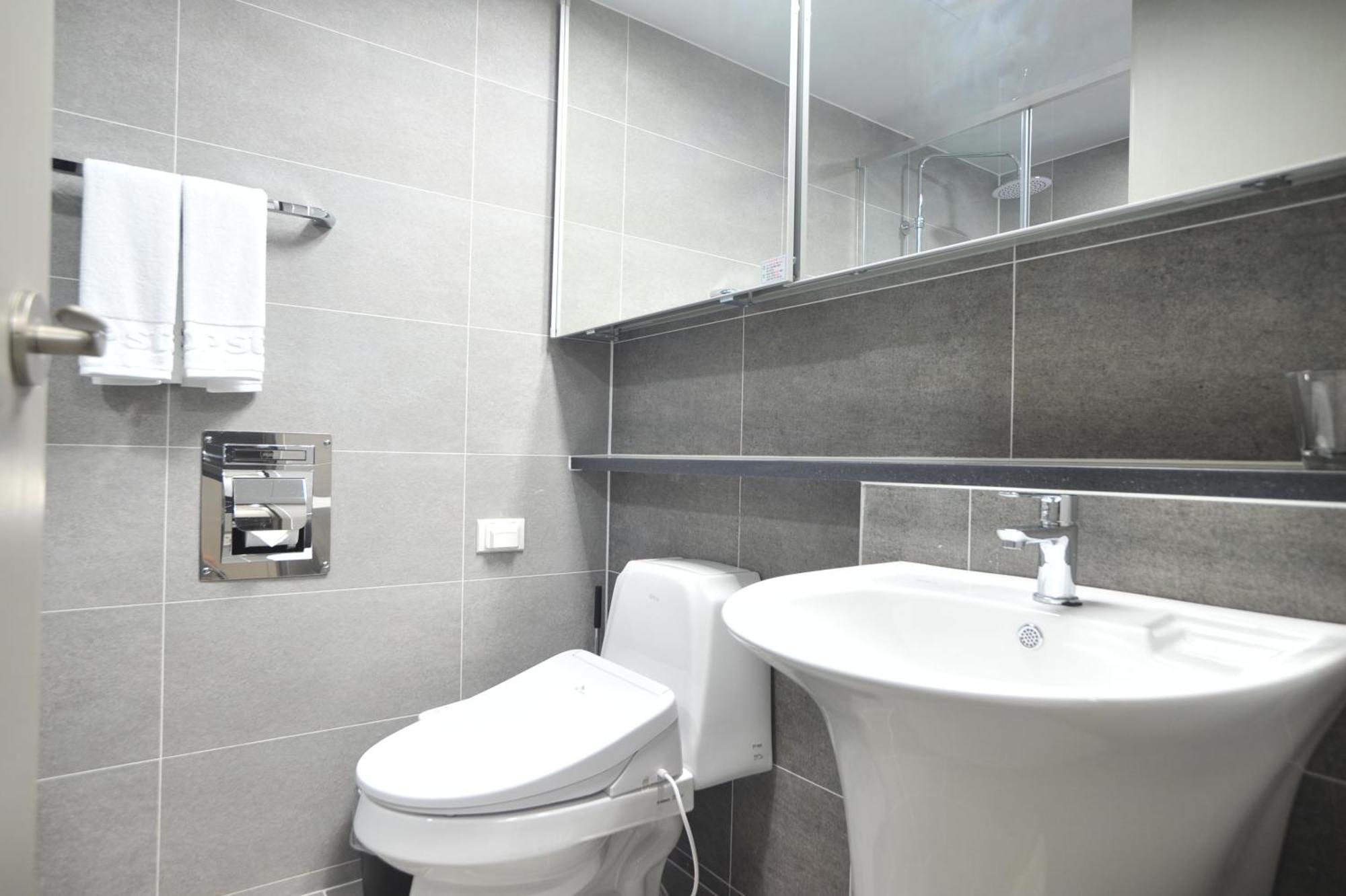 Coopstay Yeosu Hotel Kültér fotó