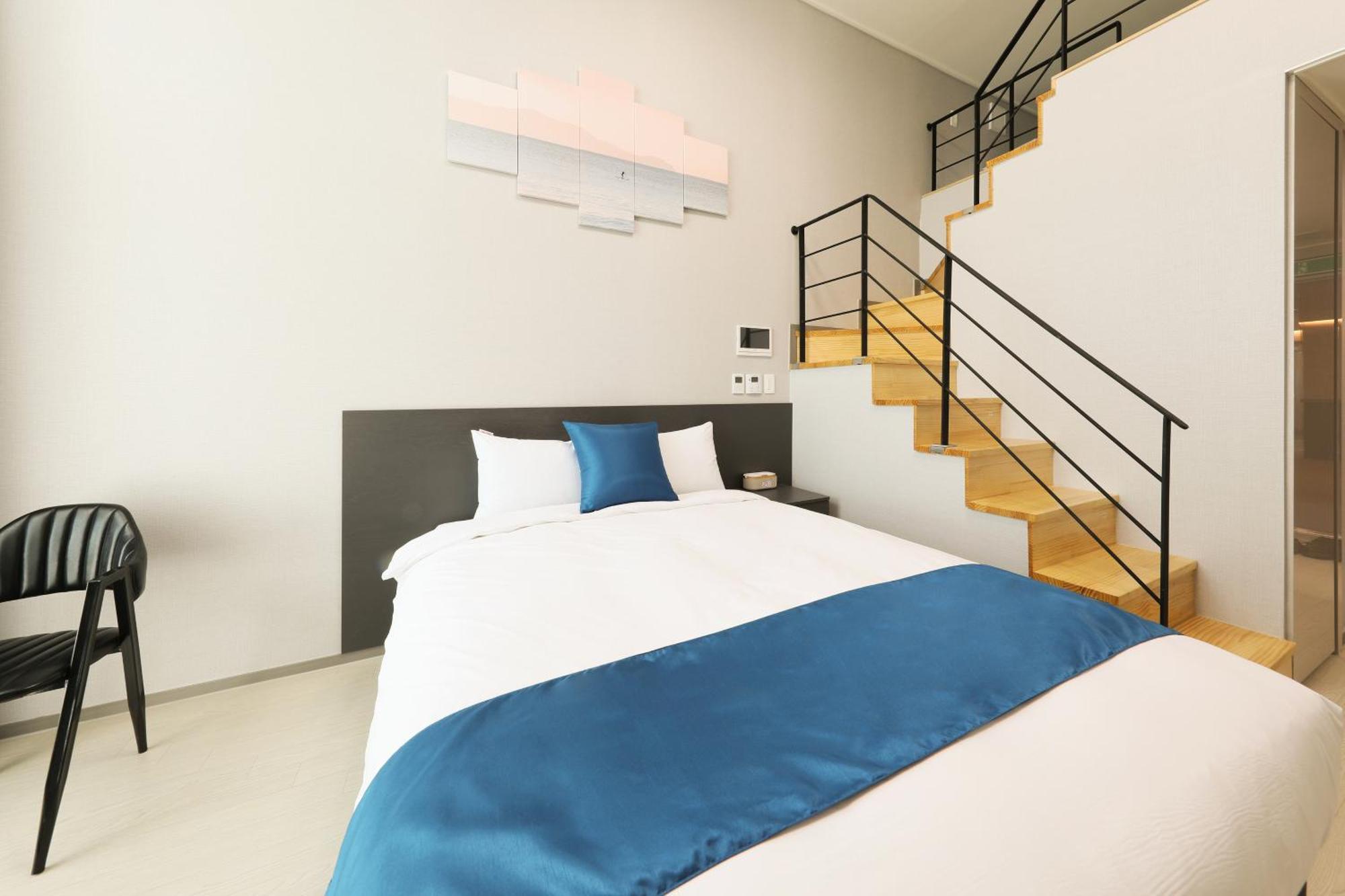 Coopstay Yeosu Hotel Kültér fotó