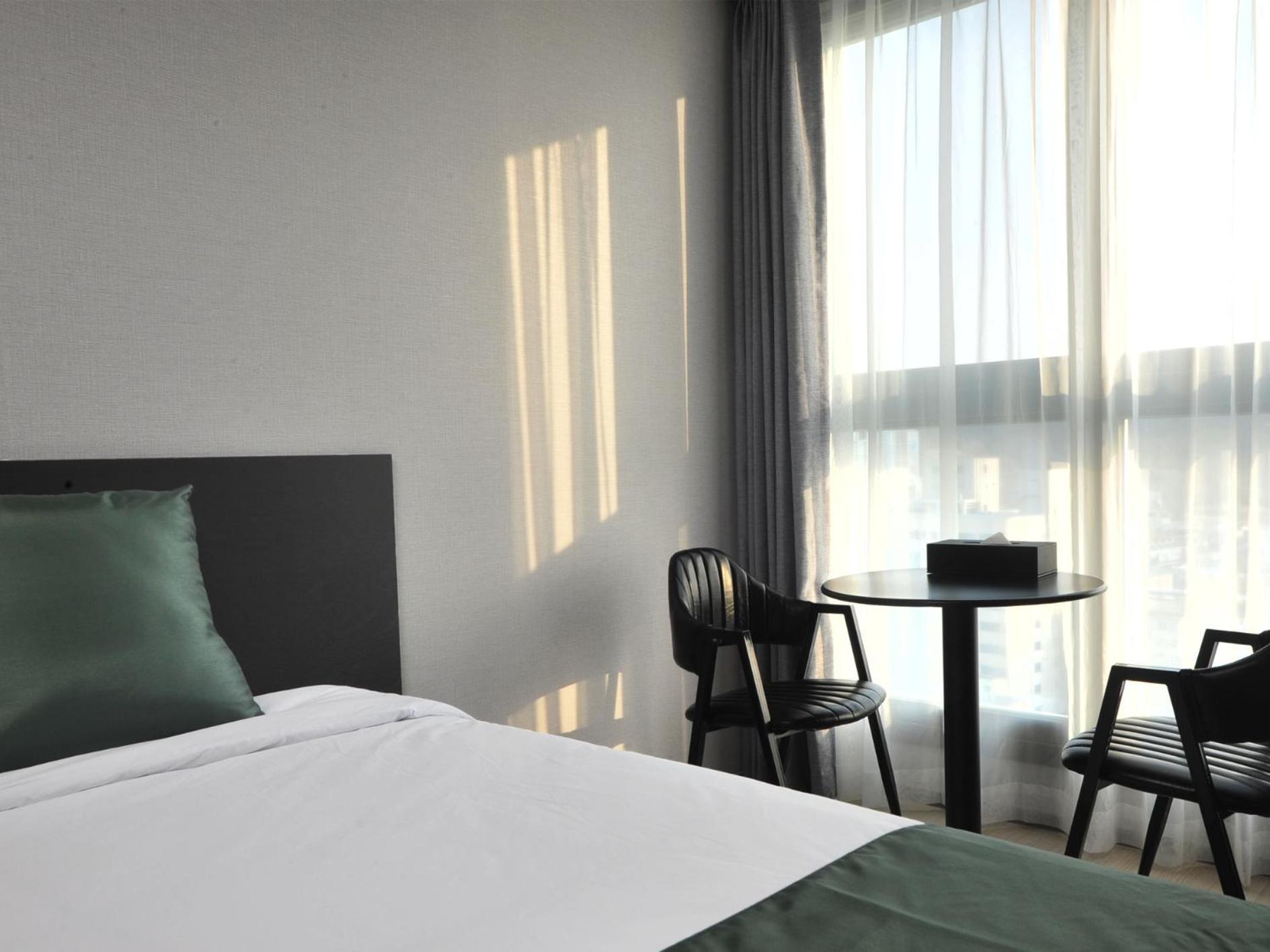 Coopstay Yeosu Hotel Kültér fotó